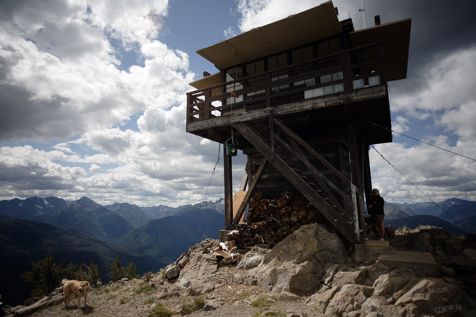 Goat_Peak_lookout_tower